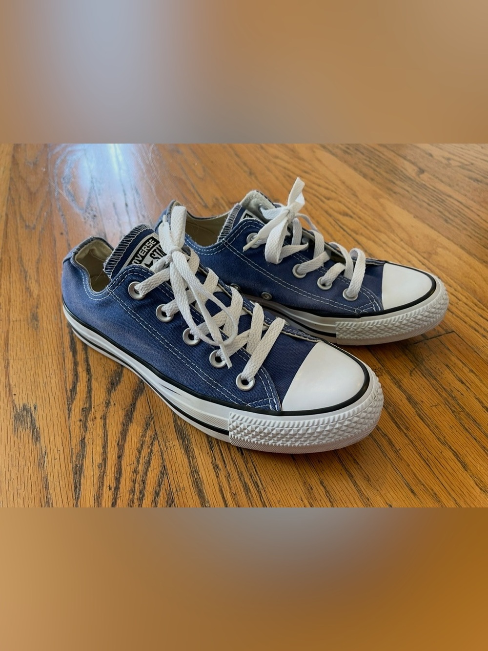 CONVERSE LOW TOP DISTRESSED NAVY BLUE SHOES WOMENS 6 MENS 4